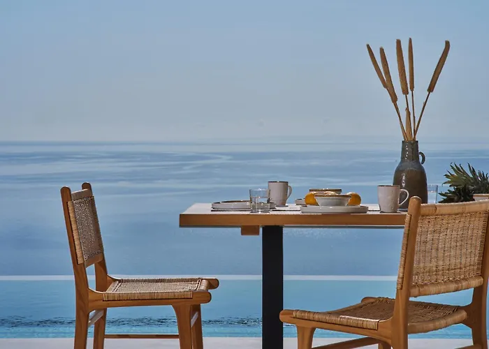 Thelxi's Ii - Brand New Seaview Suite! *