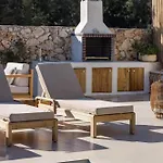 Villa Thelxi's Ii - Brand New Seaview Suite! *
