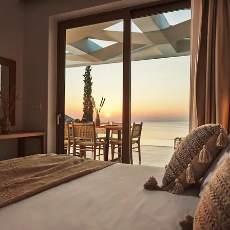 فيلة Thelxi's Ii - Brand New Seaview Suite!