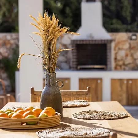 Villa Thelxi's Ii - Brand New Seaview Suite!