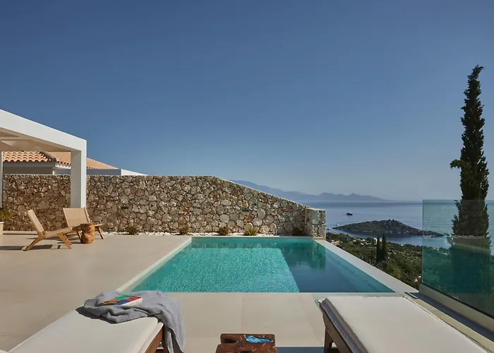 Thelxi's Ii - Brand New Seaview Suite!