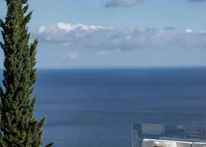 Thelxi's Ii - Brand New Seaview Suite! Villa