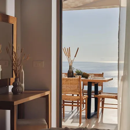 Thelxi's Ii - Brand New Seaview Suite! Vilă