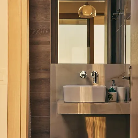 Villa Thelxi's Ii - Brand New Seaview Suite! *