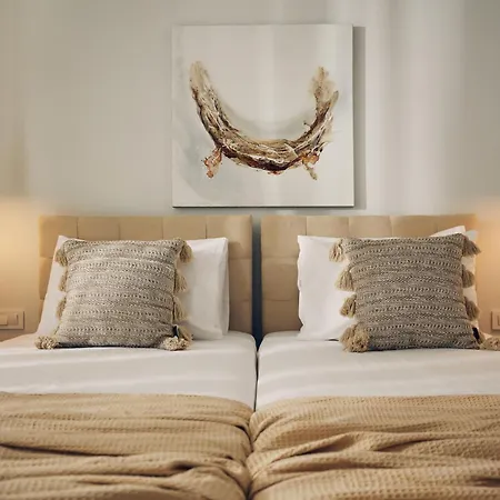 Vilă Thelxi's Ii - Brand New Seaview Suite! *